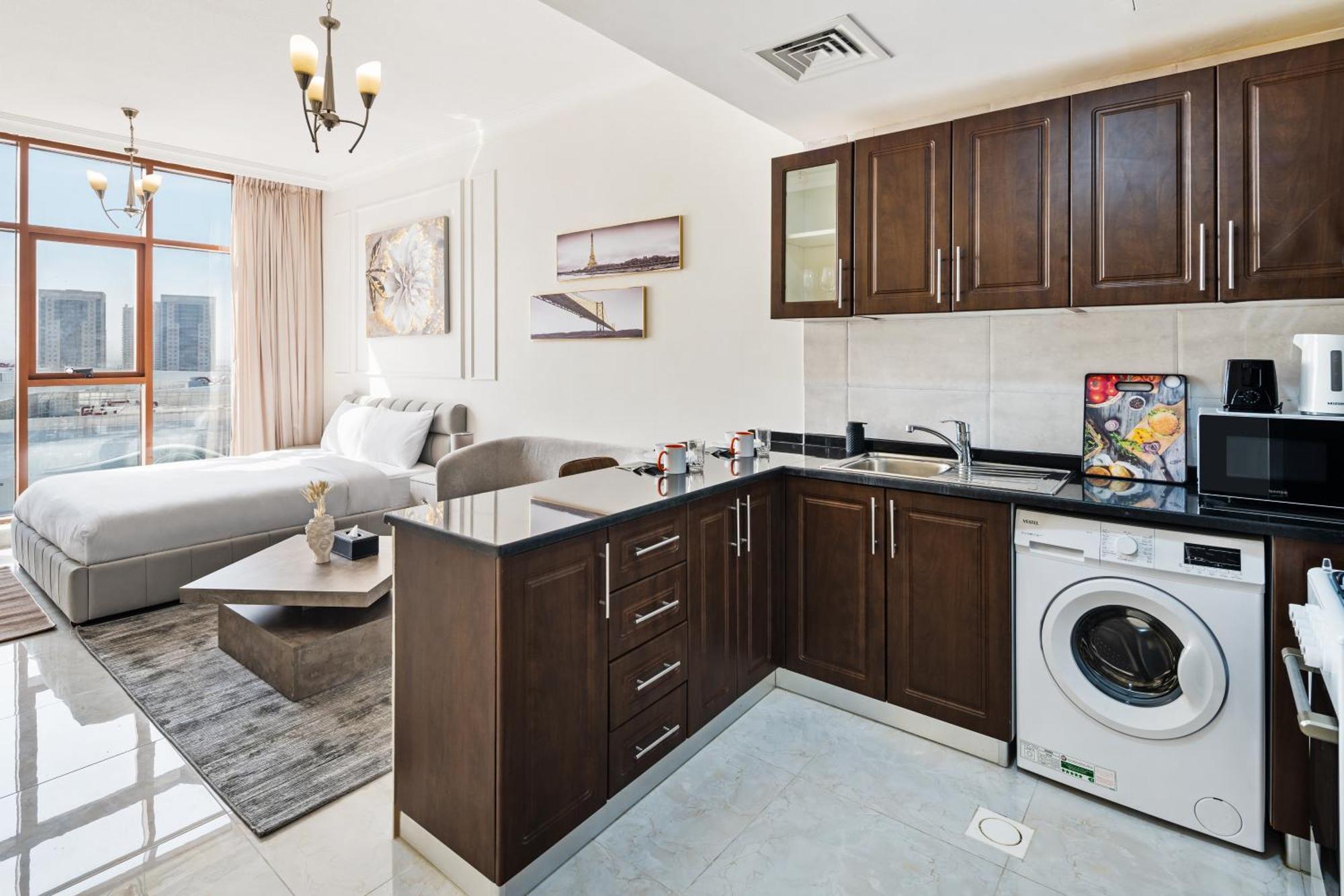 Comfortable In Prime Silicon Oasis Locatio